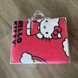 Hello Kitty fleece blanket